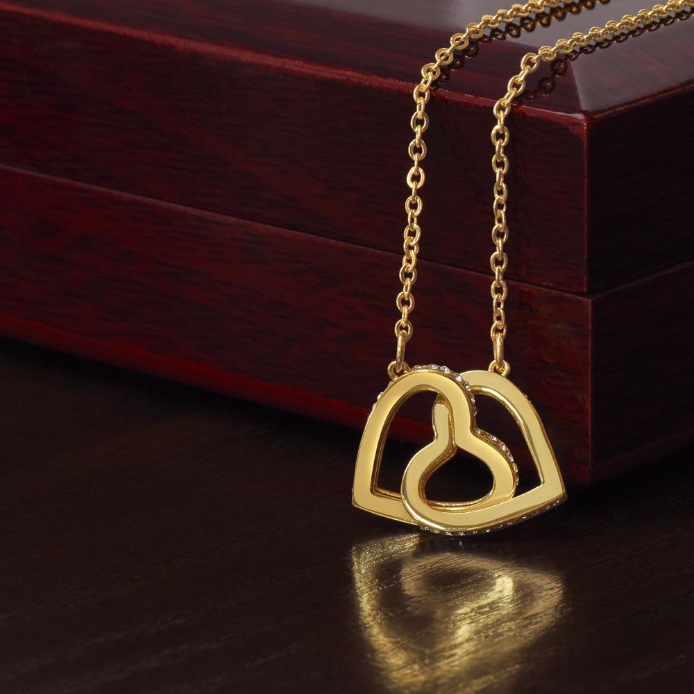 To my Sister-Interlocking Hearts Necklace